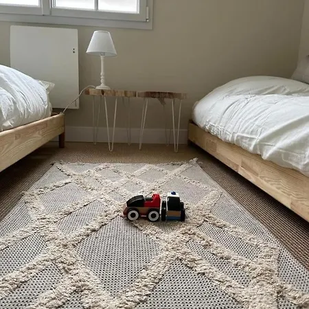 Maison Ausiphica بيت للعطل *