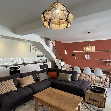 Holiday home Maison Ausiphica